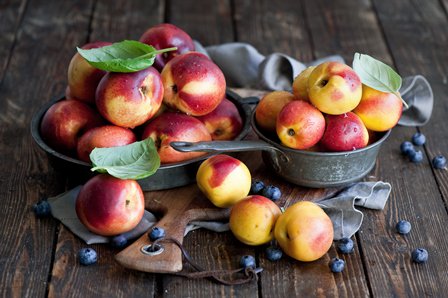 Aussie summer stonefruit season is here! Check out these top fruity facts bit.ly/1NJIeLg #TisTheSeason