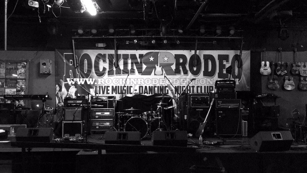 AnzonyLe's tweet photo. Denton, TX https://t.co/AEo5U7djhi