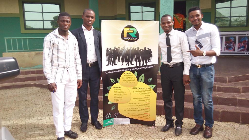 ray_raise's tweet photo. Participants
"Legislative Accountability for Sustainable Development" at Ebonyi. @YIAGA @NEDemocracy #YOS2015 https://t.co/X1h2KYYCCI