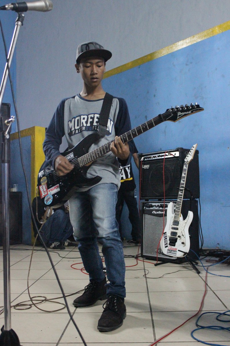this is Guitar + Vocal <a href="/IrVanSullivan87/">IrVan Sullivan</a>
