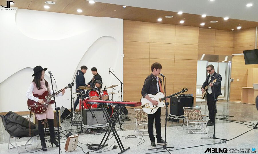 MBLAQph's tweet photo. RT @MBLAQ_CAMP: [#MBLAQ] 양배우님이 공연 중인 부산으로 13일 함께 떠나볼까요? #엠블랙 #승호 #로큰롤할배 https://t.co/nZjNNSZsO6