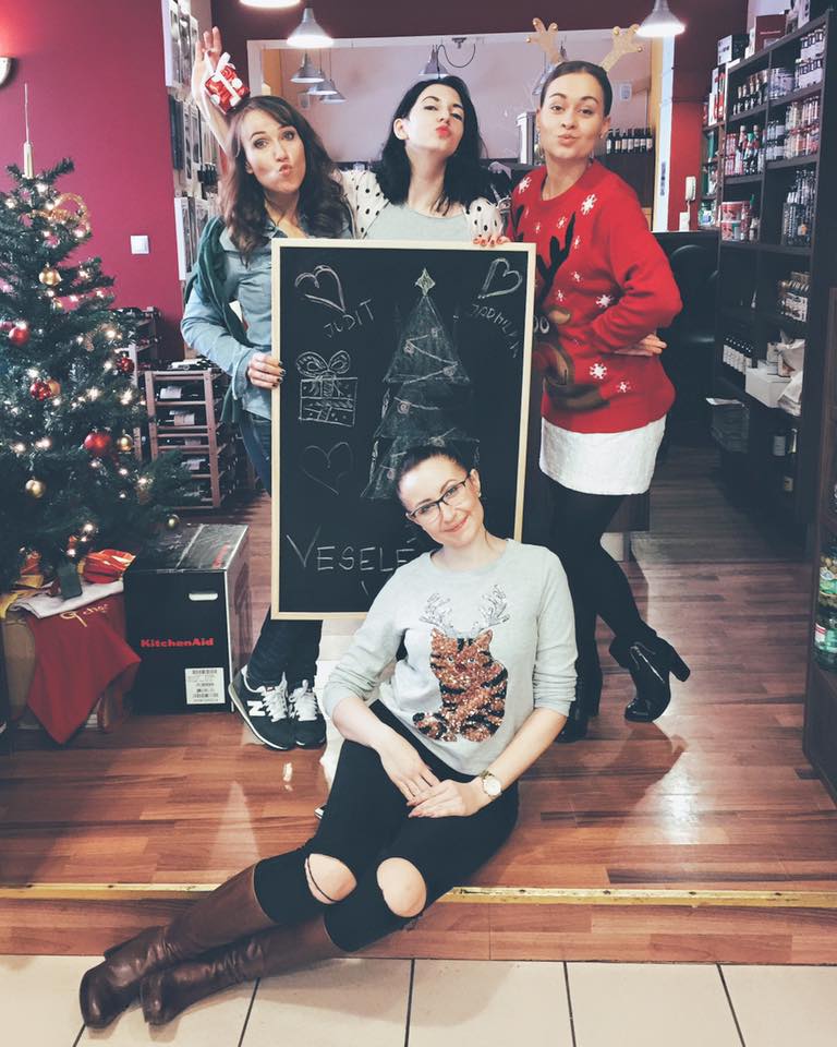 #christmasfriday č. 2 v plném proudu! Tuto fotku pracovně nazýváme "Mořská Ivana". Uhodnete proč?