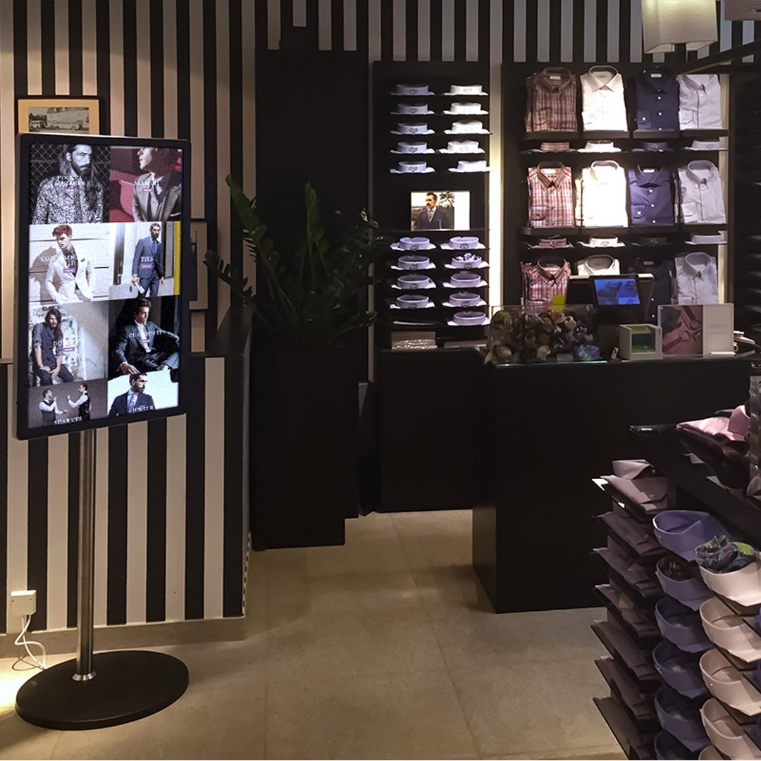 Touchtech's tweet image. In-store eCommerce, as it&apos;s meant to be: touchtech.com/vendo
#touchtech #omnichannel #ecommerce #Etonshirts