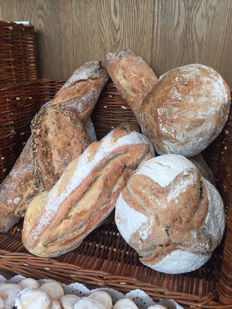 MIGA BAKERY tweet media