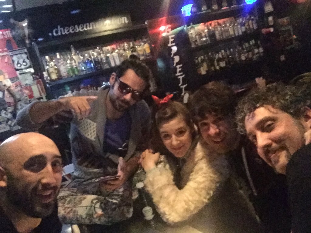 HAY PATATAS, COSTAS, BARRAS...Y A LAS BRAVAS SOLO HAY UNOS VARRY..GRANDES <a href="/varrybrava/">Varry Brava</a> !!