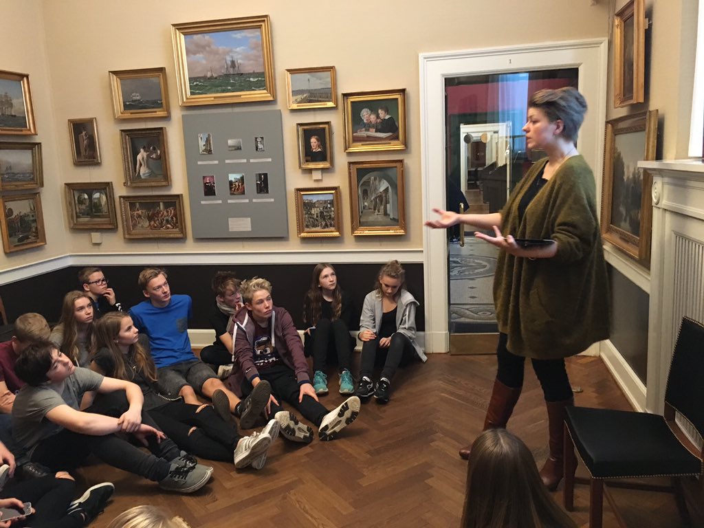 Super dygtig omviser på <a href="/Hirschsprungske/">Hirschsprung</a> #fornøjelse #lærmedklm