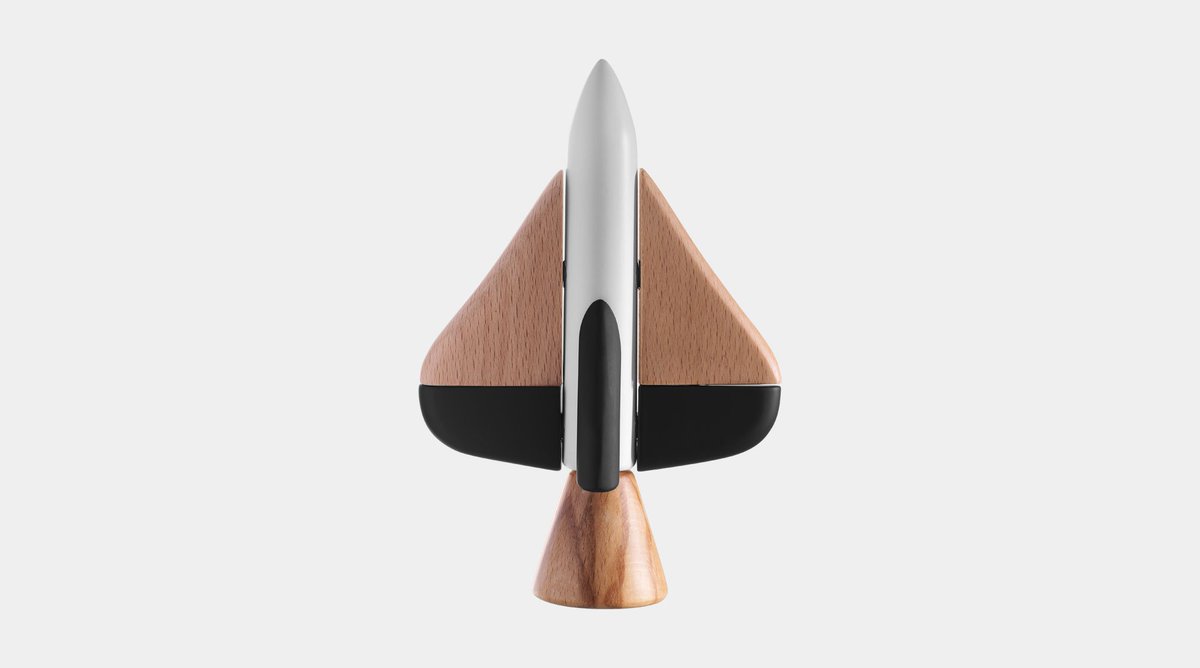 huzidesign's tweet photo. The funding of Cosmos is ending soon! Pledge on #kickstarter by December 16th. https://t.co/hphdwvG2cL #crowdfunding https://t.co/dkNsbG2FCz