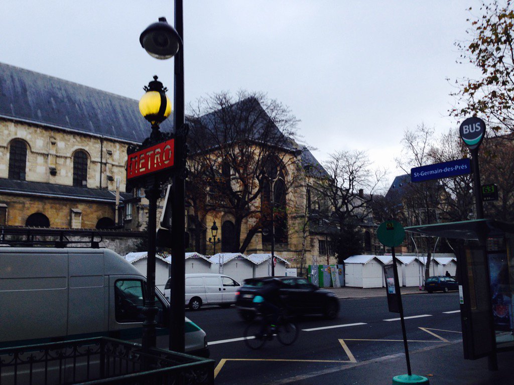 Jrd_6's tweet photo. 8h à st Germain des Prés, message d'@psparis6 à ceux qui prennent le métro : dimanche, #VotezBarto  @AvecMariePierre https://t.co/Ei72fpIWFN
