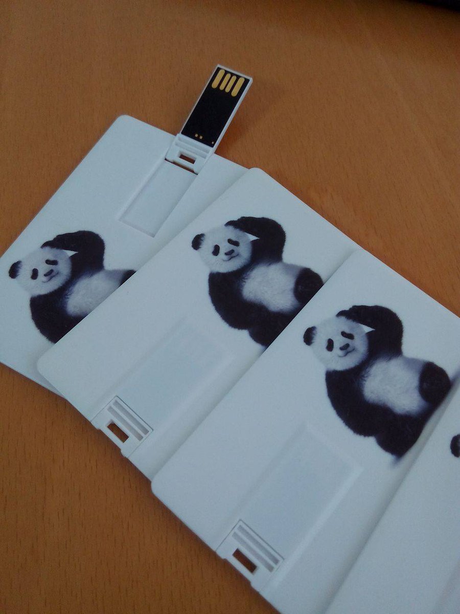 printCD's tweet photo. O zi de vineri ... „pufoasă” @ https://t.co/gUc5wbL08y #personalizare #promovare #cadouri https://t.co/Qf8wYSjbwb