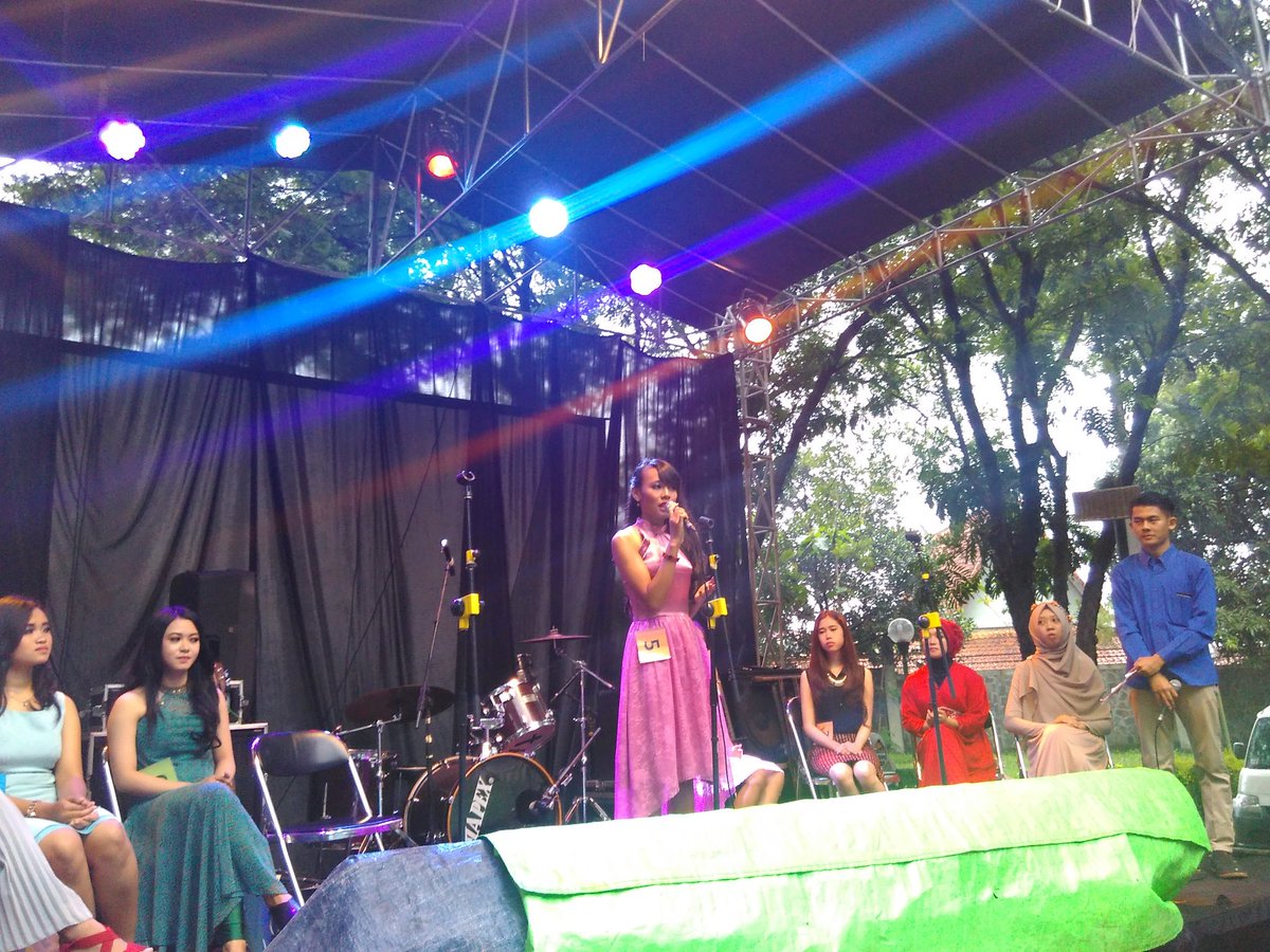 Grand Finalis ke-5 Miss IKOPIN 2015, Nabilah Afifah <a href="/SS12JULI/">Sanggar Seni 12 Juli</a>