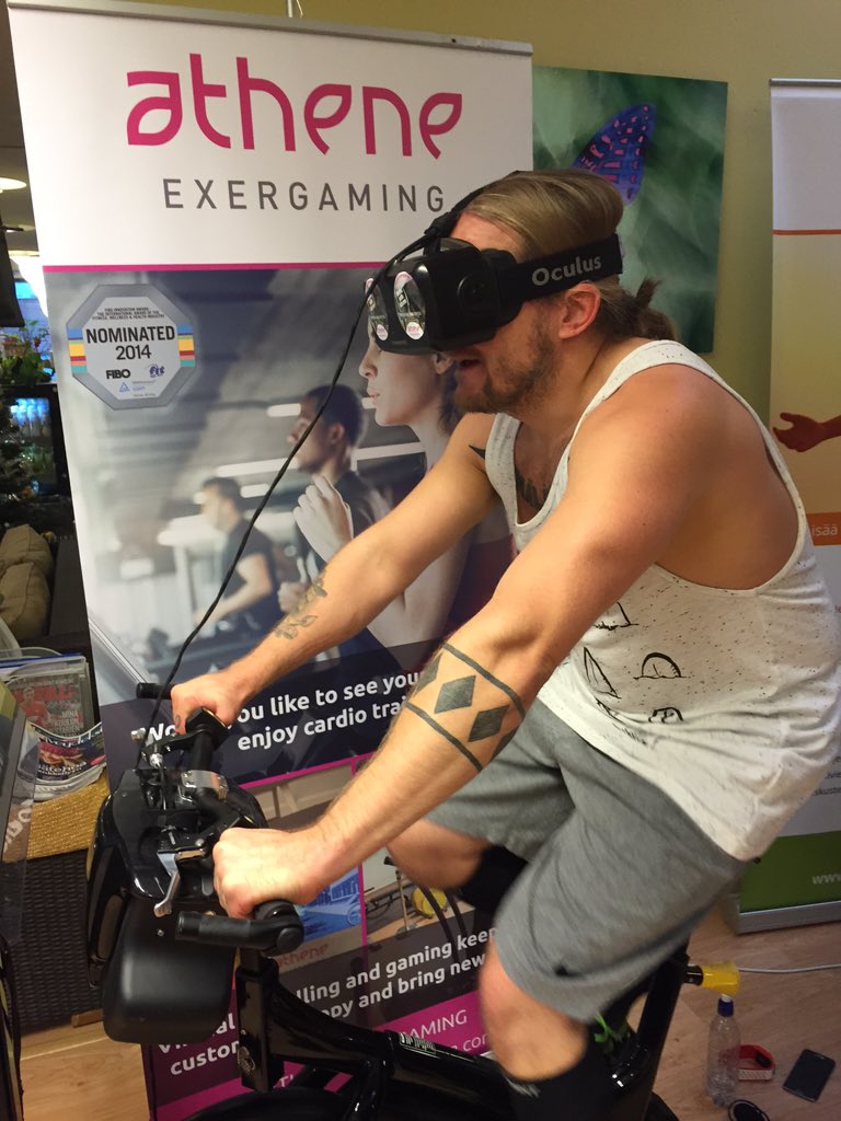 AtheneExer's tweet photo. #virtualmtb with @JarppiDudeson https://t.co/4om33dv9ak