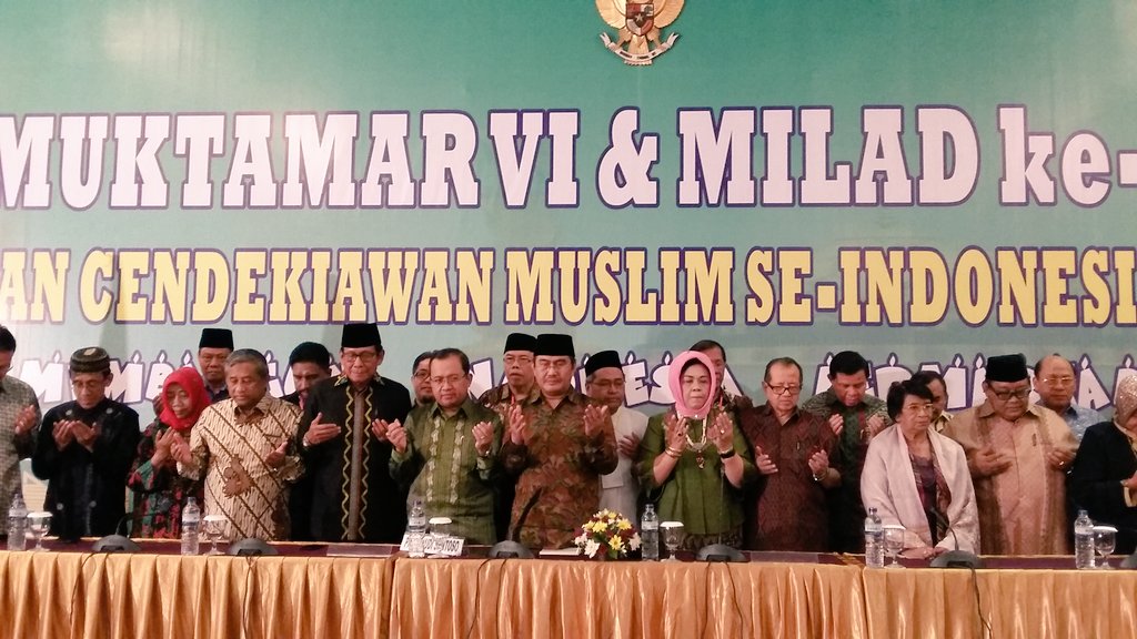 Muktamar VI &amp; Milad ICMI ke 25 <a href="/ICMIPusat/">ICMI Pusat</a> <a href="/ZUL_Hasan/">ZULkifli Hasan</a>