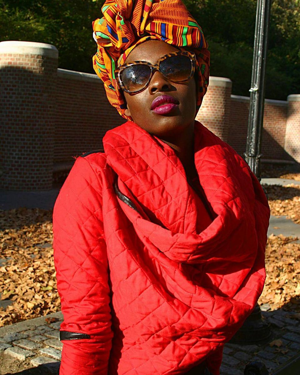 Yvonne_Jewnell's tweet photo. Happy FRIDAY
Model: Tamara Shand
Photographer: Ken Watson
#convertiblejacket
#yvonnejewnell
#red
#africaninspired https://t.co/LzWQngdh8D