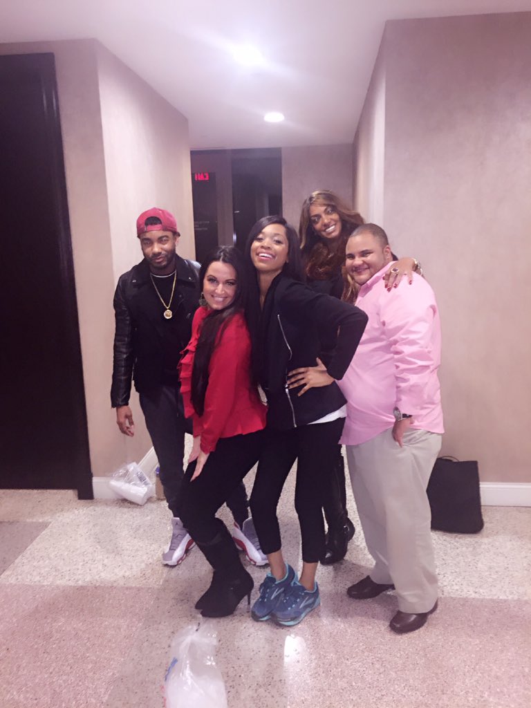 MarKellDaGreat's tweet photo. Last nights shenanigans with the cast of @WEtv 's #SellingItInTheATL @Stanley_Team  @SarahSellsATL  and rest of crew https://t.co/aX4pz0BGlk