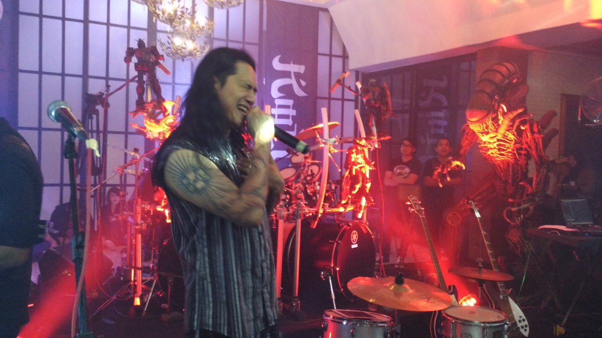 Akyu rindu padamoooohh #koilshow LATIHAN BARENG <a href="/koiltv/">KOIL BAND</a>