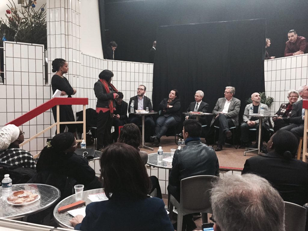 claudebartolone's tweet photo. #Ensemble nous rencontrons les associations de terrain contre les violences et pour les droits #femmes #Cergy https://t.co/SMfWVX3DYI