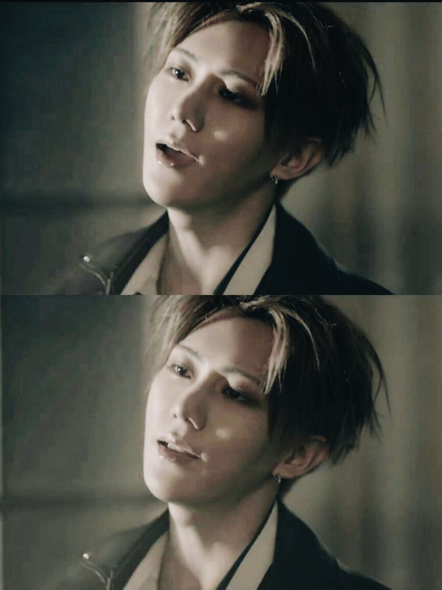 dearbeast1016's tweet photo. 151116 最後の一言 MV #비스트 - #장현승 PART2
SAIGONO HITOKOTO M/V #BEAST - #HYUNSEUNG 

Pretty seung ✨ https://t.co/dZ5W7acaPq