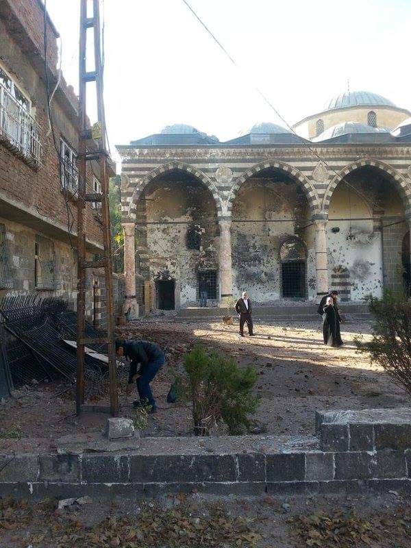 Embedded image permalink