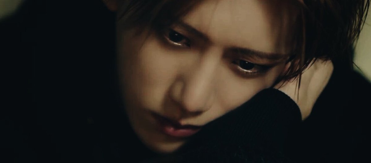 dearbeast1016's tweet photo. 151116 最後の一言 MV #비스트 - #장현승
SAIGONO HITOKOTO M/V #BEAST - #HYUNSEUNG

😭😭😭
☔☔☔ https://t.co/wHQQMYTNCm