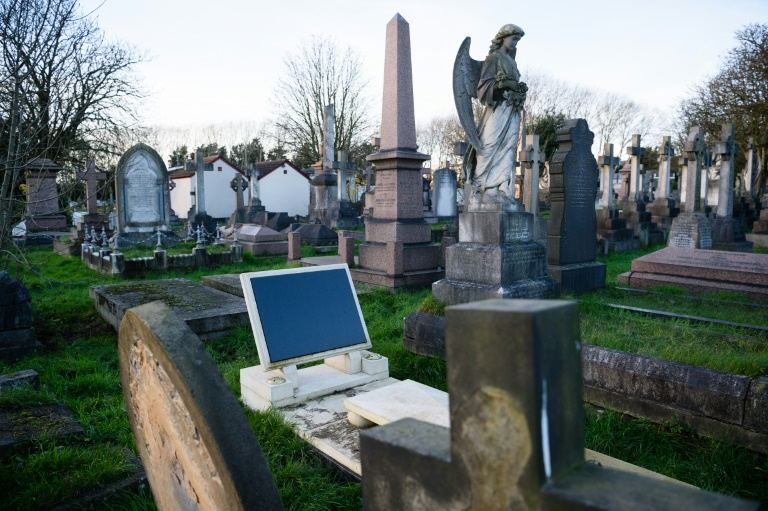 Moscow's cemeteries will offer free wi-fi bricplusnews.com/affairs/russia…