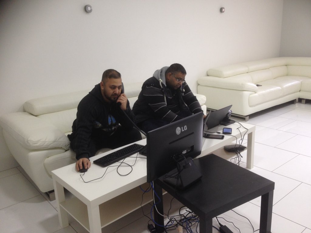 Leaptaxis's tweet image. Primary and secondary internet down due to Bt pole falling over we're still going strong working from home @iCabbi