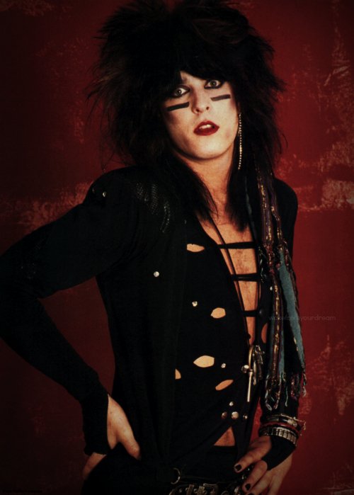Happy birthday Nikki Sixx 