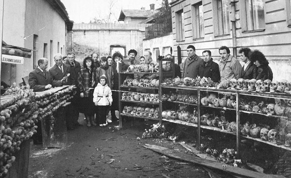 Террористы продолжают обстрелы наших позиций под Донецком, - пресс-центр АТО - Цензор.НЕТ 2869