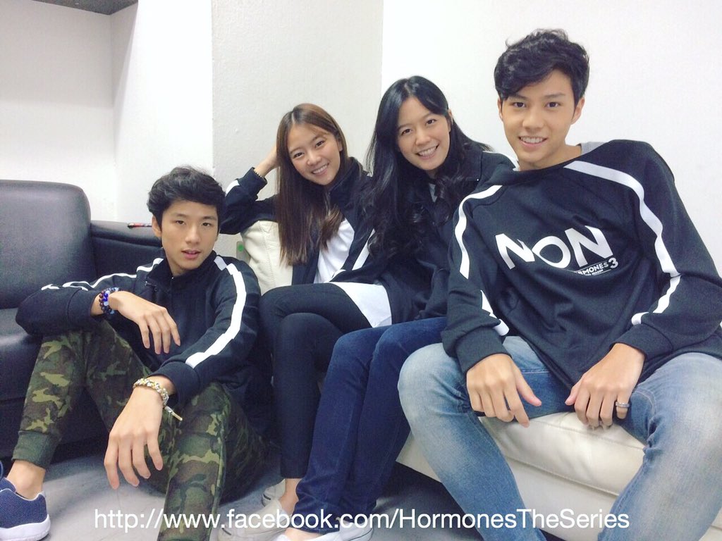 อีกสักครู่เดี๋ยวเจอกับพวกเราในรายการ GANG 'MENT ทางช่อง GTH ON AIR นะ :)
#เฟิสต์ออย #ขนมปังนน
#HormonesTheSeries3