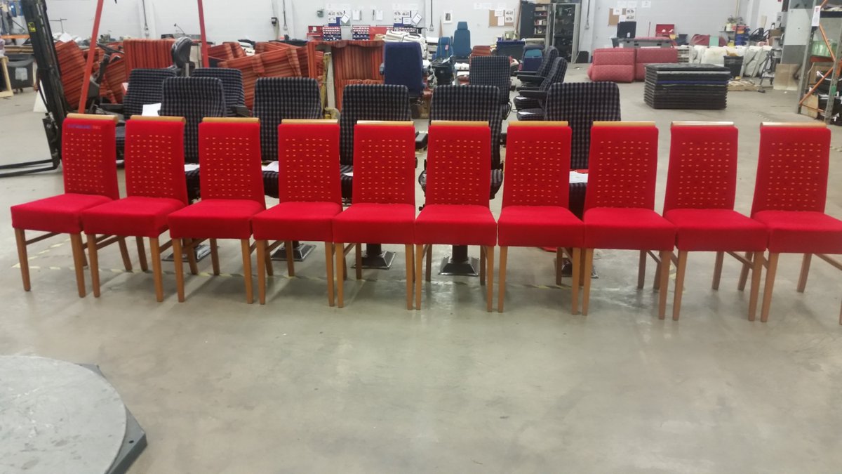 S_DSeating's tweet photo. Hope you're enjoying sitting on your new seats we've recently refurbished for you @EMTrains https://t.co/5RCfXMaJsn