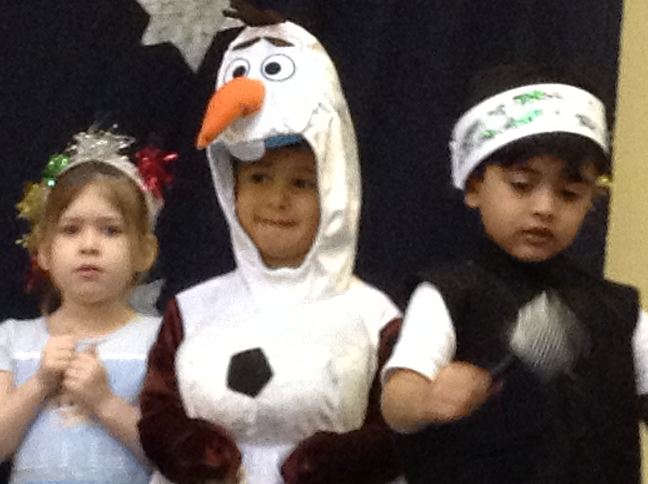 FreshwatersAcad's tweet photo. Wonderful Nursery Christmas show this morning. #firsttimeperforming #proud https://t.co/r46JhpBZo7