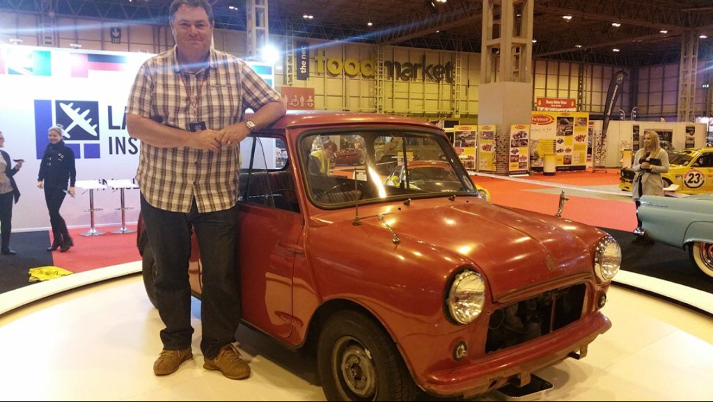 KerbsideAutoRep's tweet image. "@jatman0007: @lookatmymini https://t.co/FFWv7IUN0b" my mates 1275S at the @ClassicMotorNEC