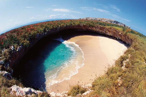 Amazing_WorId's tweet photo. Puerto Vallarta, Mexic https://t.co/12Npy0fP18