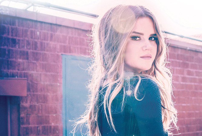 txmusicoffice's tweet photo. A #DFW song panel reviews @MarenMorris, #ChristopherHolt, #theSpeedlights & more https://t.co/yRks1cQWsP #TXMusic! https://t.co/3LDVjW81hj