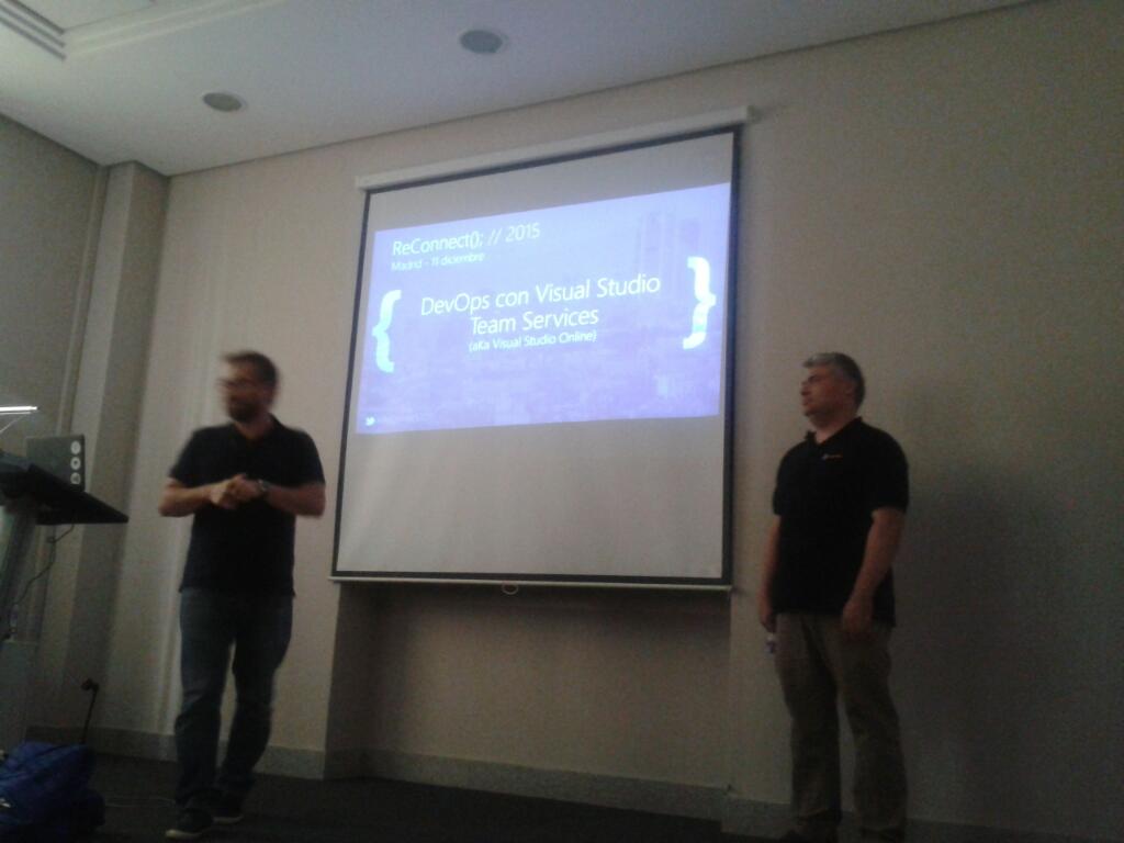 _Juankar_'s tweet image. Ultima charla de #Reconnect2015