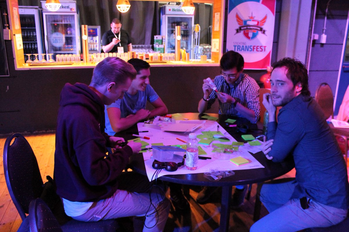 Vandaag o.a. Ontboxing, EduScrum, <a href="/LectoraatFRT/">LectoraatFR&T</a> en workshop Zintuigen. #NUSTRAKS