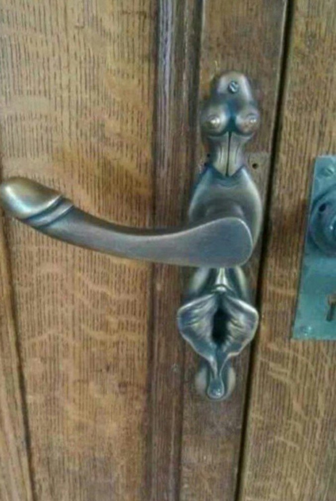 supermegadrivin's tweet image. Quand t'as les poignées d'amour.