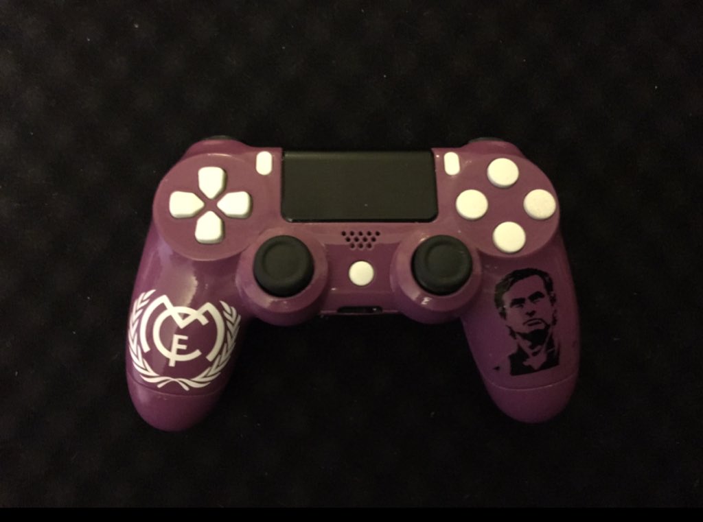LcCompetitive's tweet photo. Os dejamos un mando personalizado por un cliente. ¿Os gusta?
Consigue el tuyo en https://t.co/TC7zYp2Pjg https://t.co/mYxV7UbImj