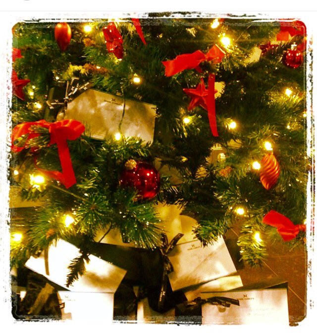 MarcCoblenIRE's tweet photo. 25% Off Christmas
Use Code
" #ItsTimeForChristmas25% "
https://t.co/XESaMPfQTk
#MarcCoblen #Itstimeforchristmas https://t.co/7lzs3Sxm0h
