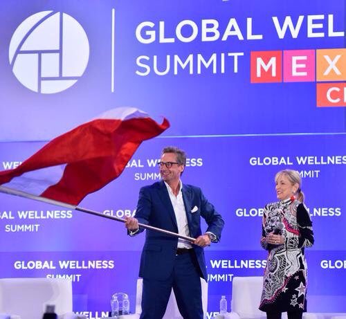 wellnessworldb's tweet photo. Cohost for the @Global_GWS 2016 @franzlinser is proud to have the #summit the first time in #AUSTRIA #Tyrol https://t.co/PX3bk9FKkR