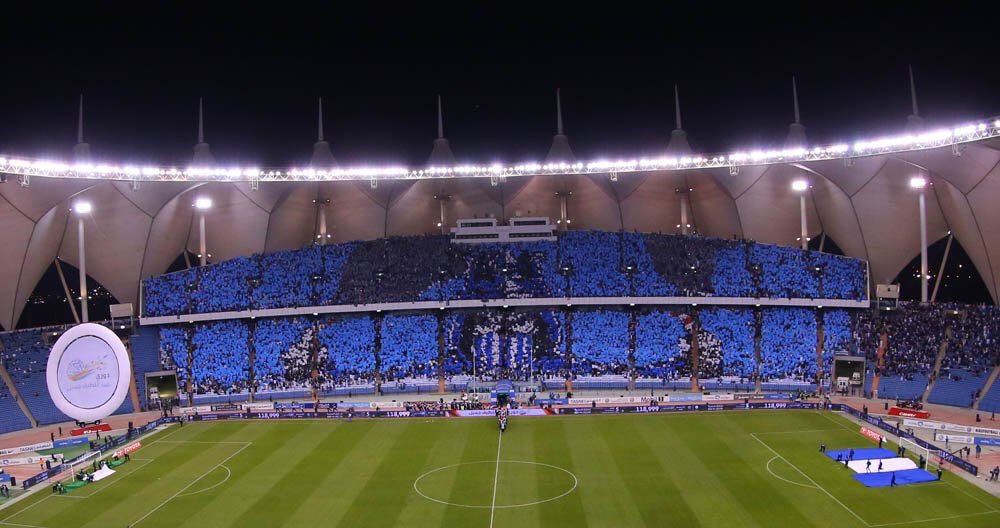 Almoj_alazra8's tweet photo. #المدرج 
جمهور الهلال يحضر ويرسم اجمل اللوحات بالمدرجات ،، وينصدم بلاعبين يحرقون اعصابهم  بالأستهتار واللامبالاه https://t.co/zrp4C476yR