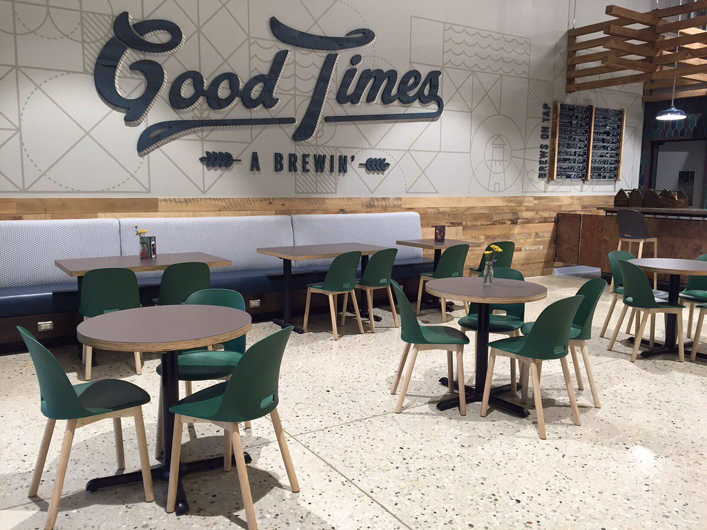 Emecochairs's tweet photo. Good times a brewin'. @Emecochairs Alfi chairs by Jasper Morrison, in 100% ♻️ materials, at @WholeFoods Evanston,IL. https://t.co/oTX1eIHLH4