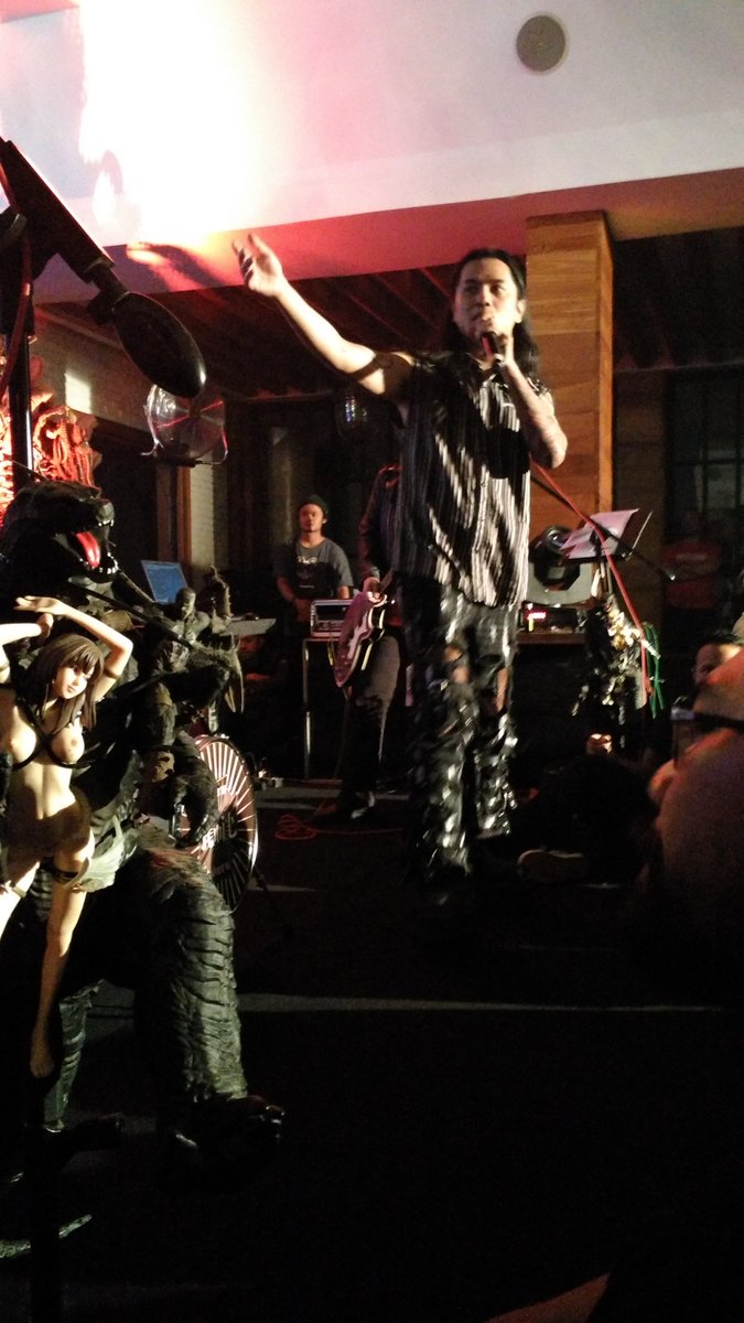 Karat #koilshow LATIHAN BARENG <a href="/koiltv/">KOIL BAND</a>