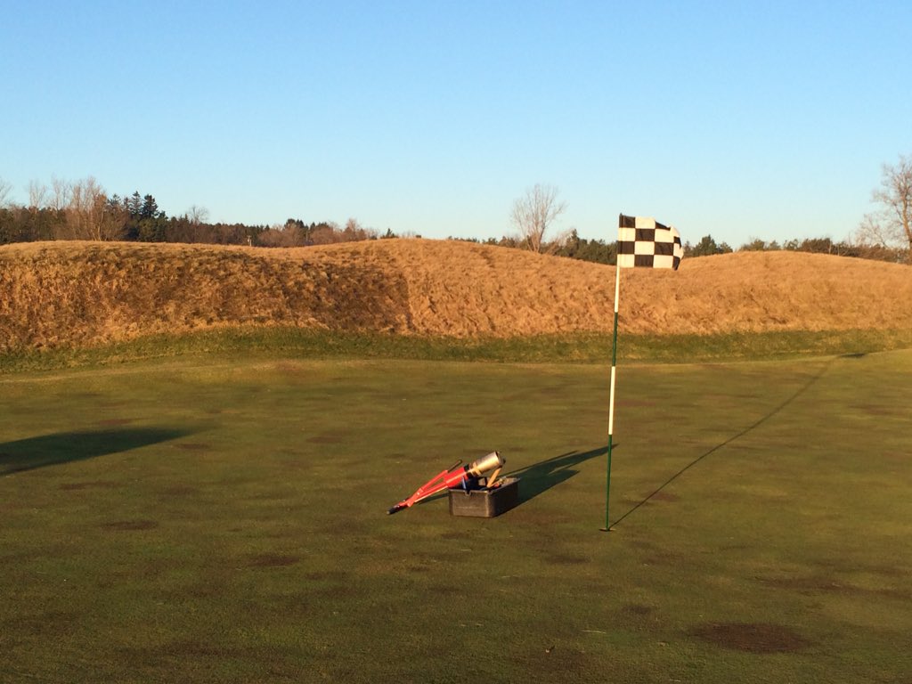 Putting in some fresh pins maybe for the last time in 2015, maybe not #extendedseason