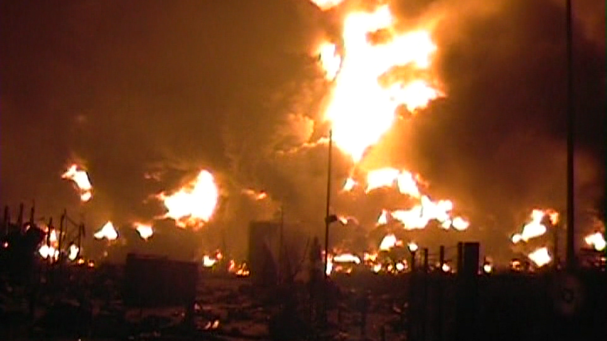 itvanglia's tweet photo. Ten years on from the Buncefield oil depot disaster that shook the country https://t.co/QauPYaHnPD https://t.co/ThASSeRNsr