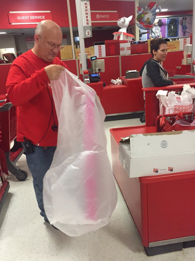 dustylee1987's tweet photo. Still going!  #sheetz #bestincommunity @maxwellwiller @KCamps327 @BenGainer2186 @gilliangagliar1 https://t.co/cSr2eq58pi