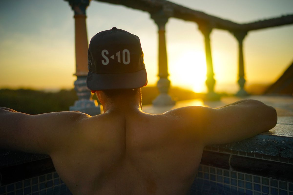 Fitness meets luxury and high-powered networking in the Costa Rican jungle bloom.bg/1IH7j96 <a href="/s10training/">S10training</a>