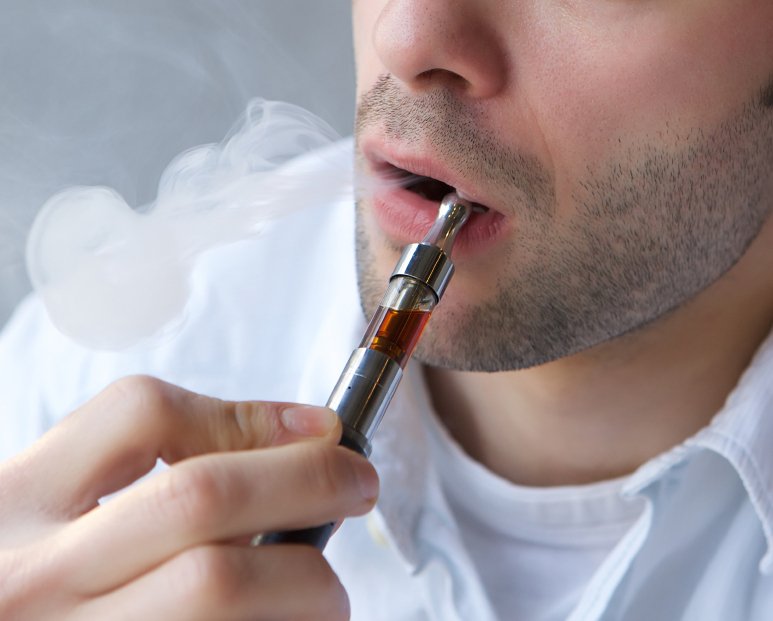 CloudzVapourUK's tweet photo. Vape into Christmas- Why It’s Cool to Vape at During the Festive Season

https://t.co/jqbeAHhwgM

#CloudzVapour https://t.co/1g7Q149qvZ