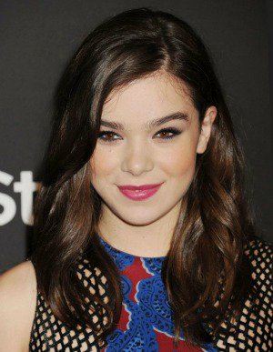 It\s \"Hailee Steinfeld\" birthday today. Happy Birthday 