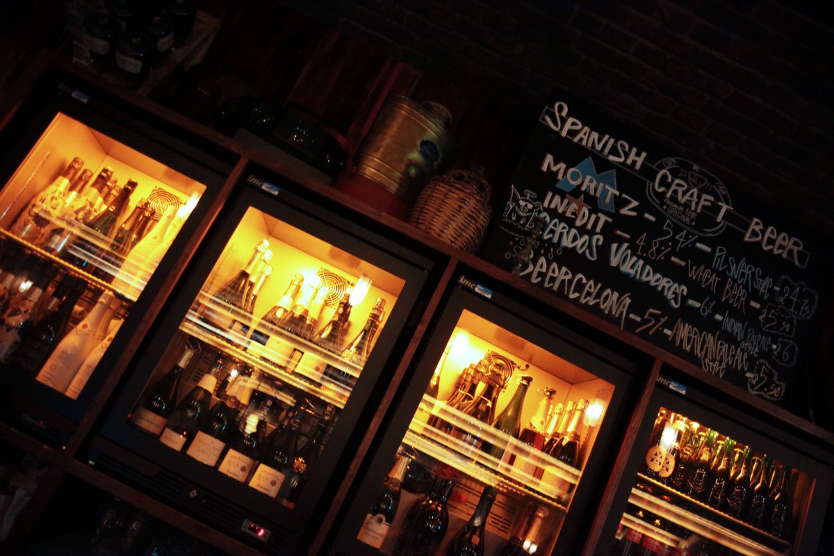 CopadeCava's tweet photo. Enjoying the last Fridays of this 2015 with the best Cava in London! #FridayFeeling https://t.co/hrjCJUrpFq