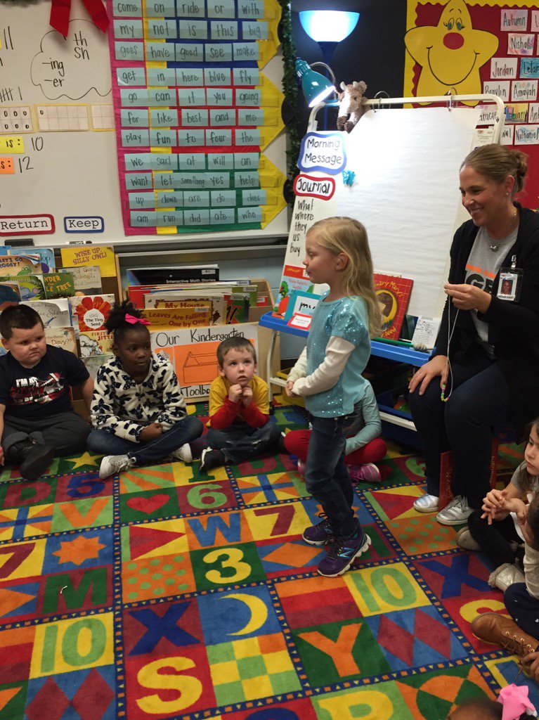 FCES Kindergarten students sharing what good deeds they could do for others! Changing the world with kindness!😊